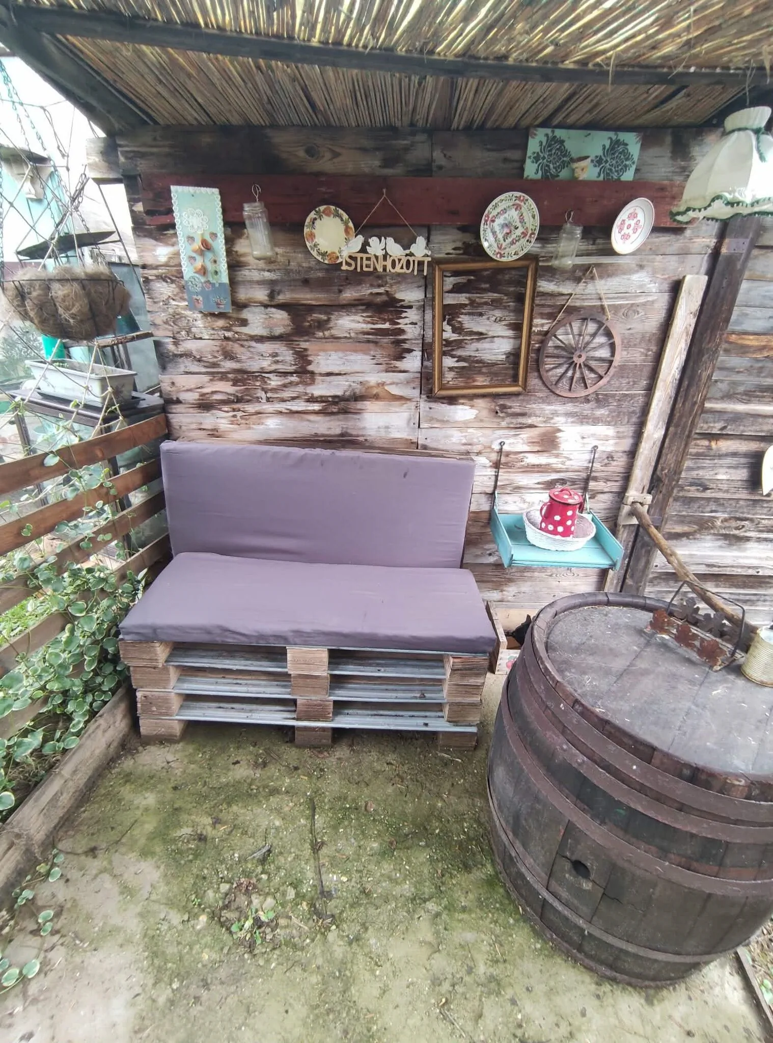 Menyecske Vendégház Keszü – Keszü, Ungaria