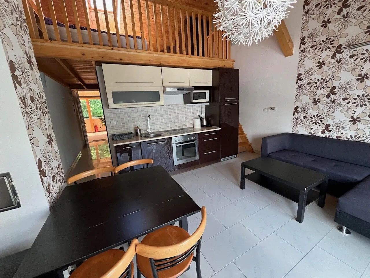 City Apartman Balatonlelle – Balatonlelle, Ungaria