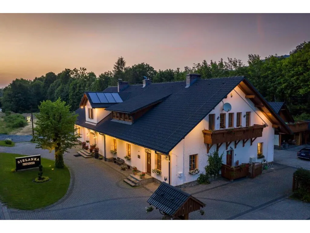 Sielanka Pokoje Hotelowe, Restauracja Ustroń – Ustroň, Polsko