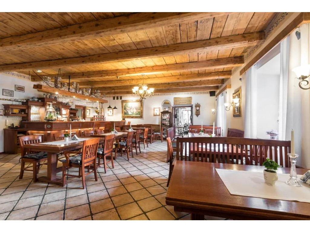 Sielanka Pokoje Hotelowe, Restauracja Ustroń – Ustroň, Polsko