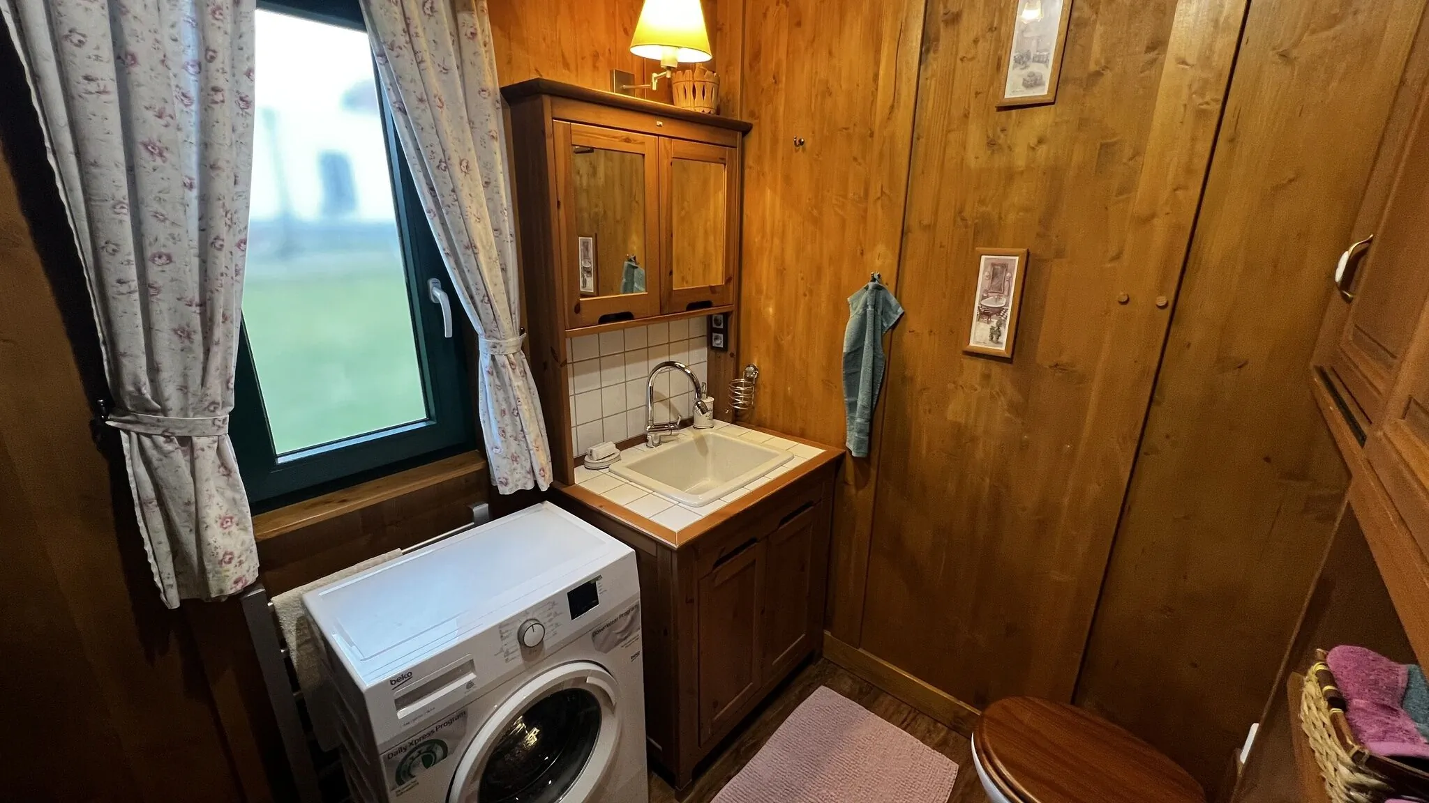 Meseház Apartman Zalalövő – Zalalövő, Ungaria