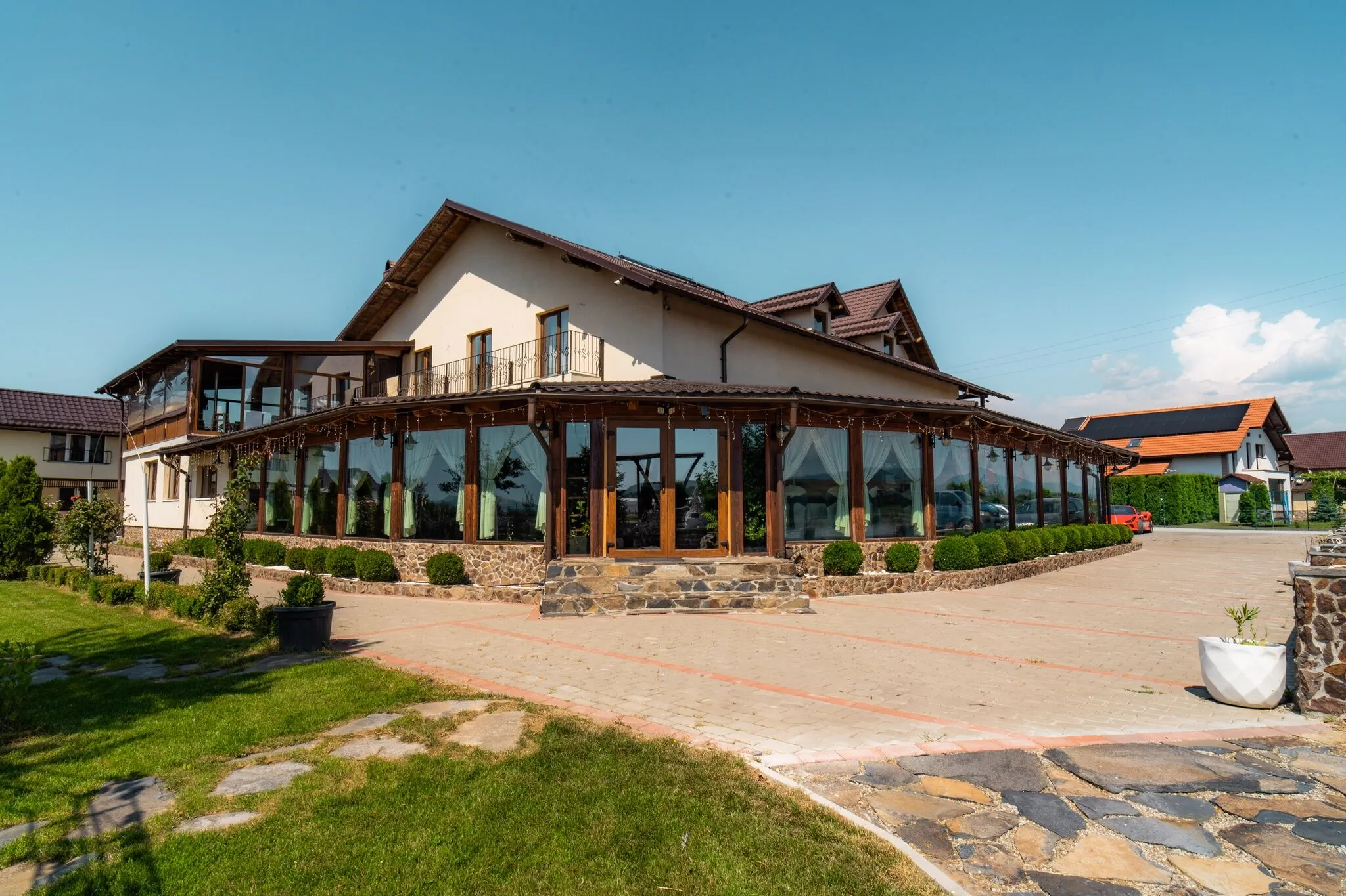 Hanul Mariei Bistrița – Livezile, România