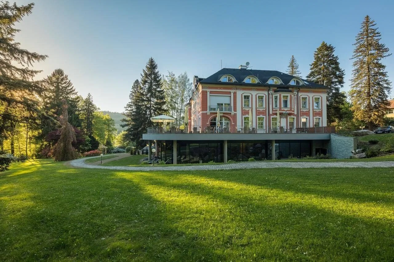Wellness & Spa hotel Villa Regenhart – Jeseník, Česká republika