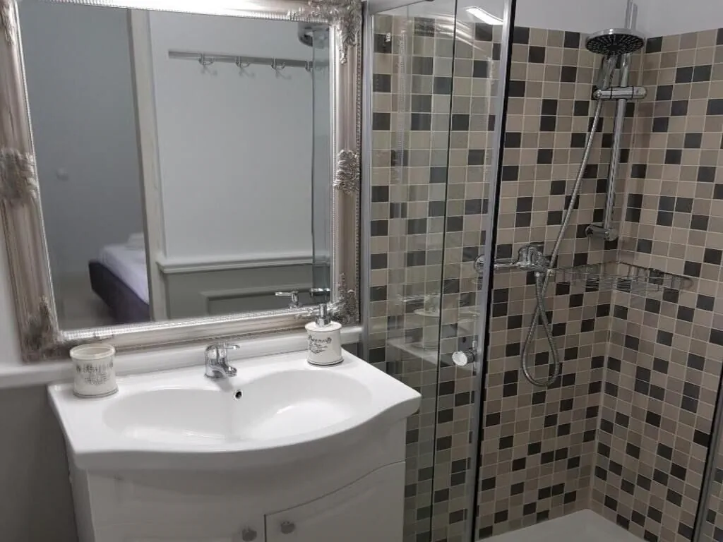 White Wood Chalet Buşteni – Buşteni, România