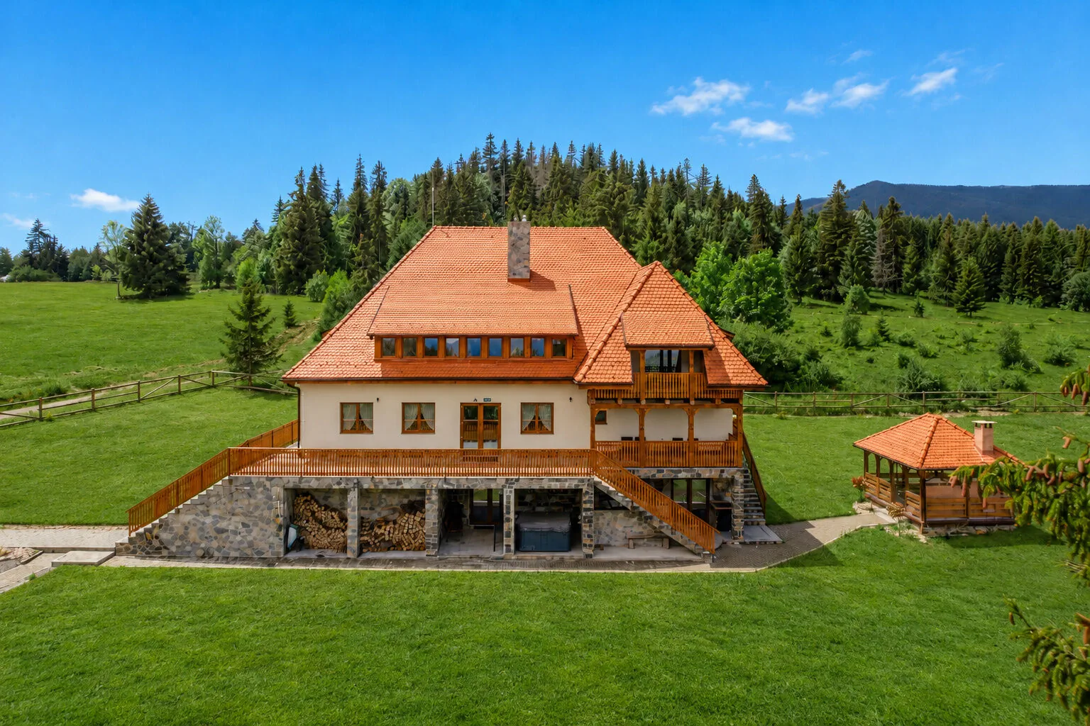 Rogo Chalet Rogojel – Rogojel, România