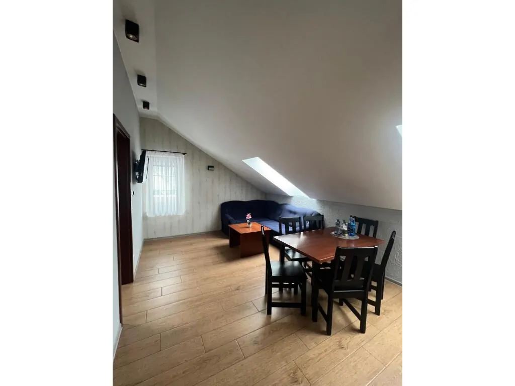 Pokoje i Apartamenty Rewski Zakątek Rewa - foto 1