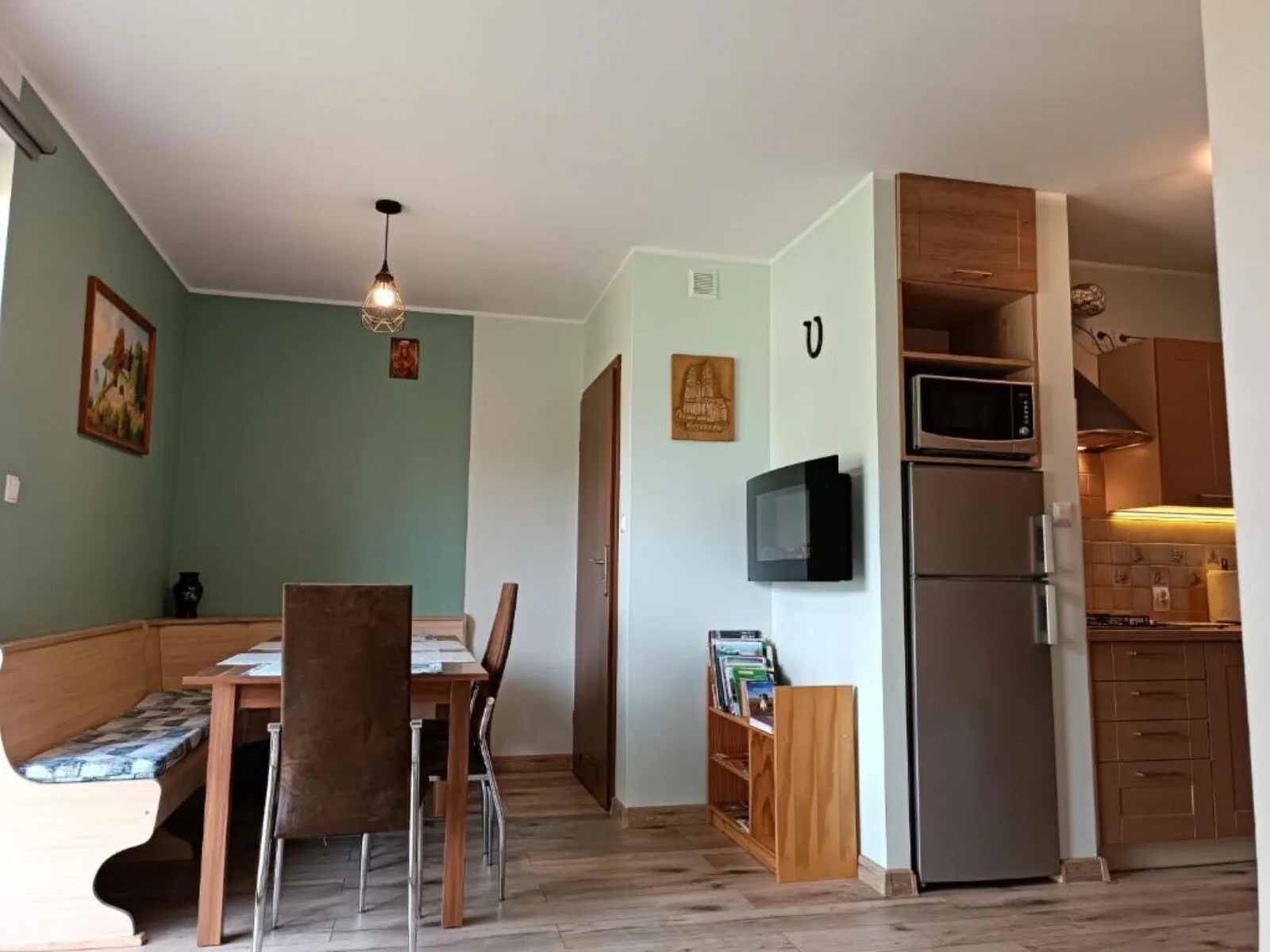 Mała Chatka w Krzeszowie – Krzeszów, Polsko