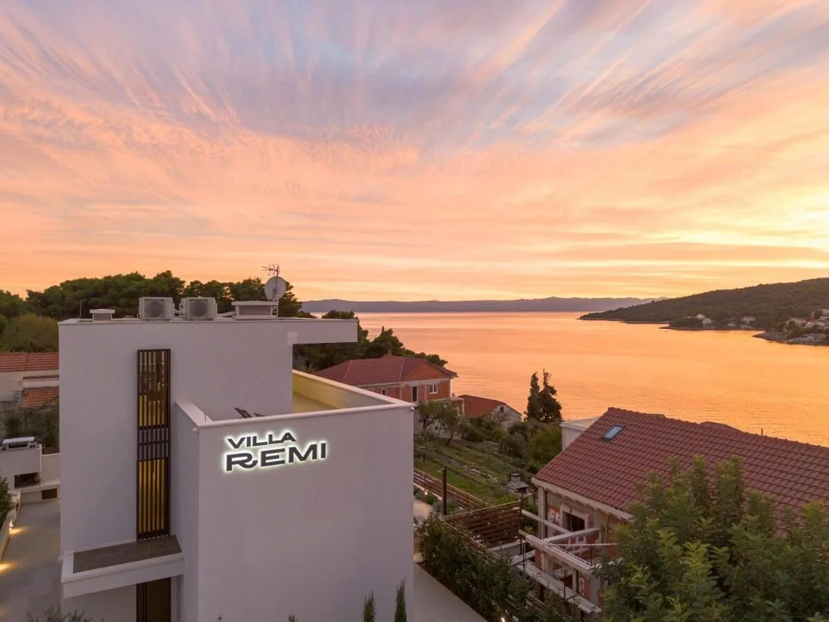 Villa Remi Sumartin – Sumartin, Croația
