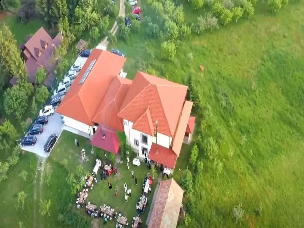 Pensiunea Conacul Domniței Dăeşti - foto 5