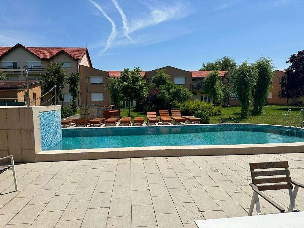 Venus Resort Dumbrăvița - foto 1