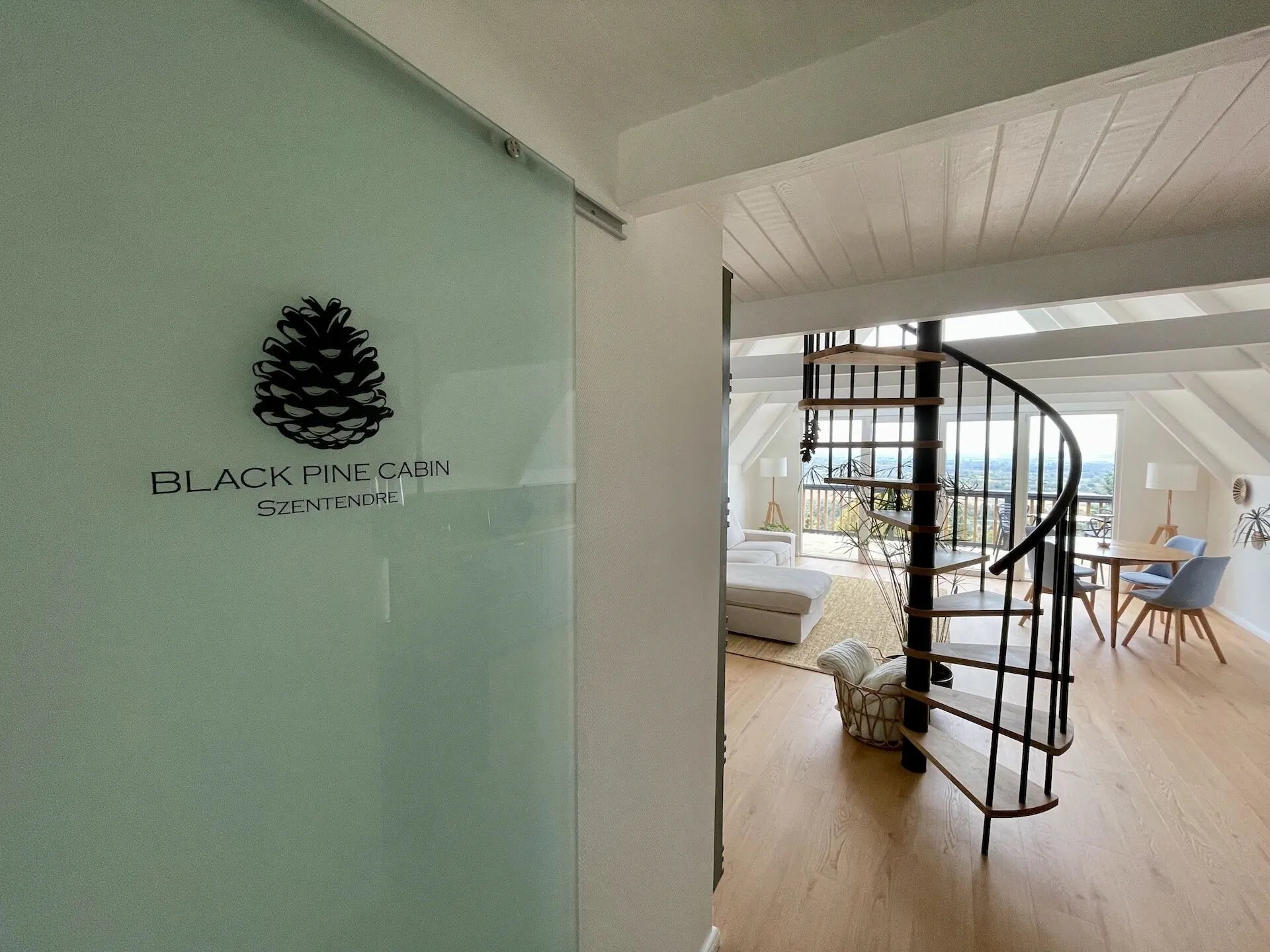 Black Pine Cabin Szentendre – Szentendre, Ungaria