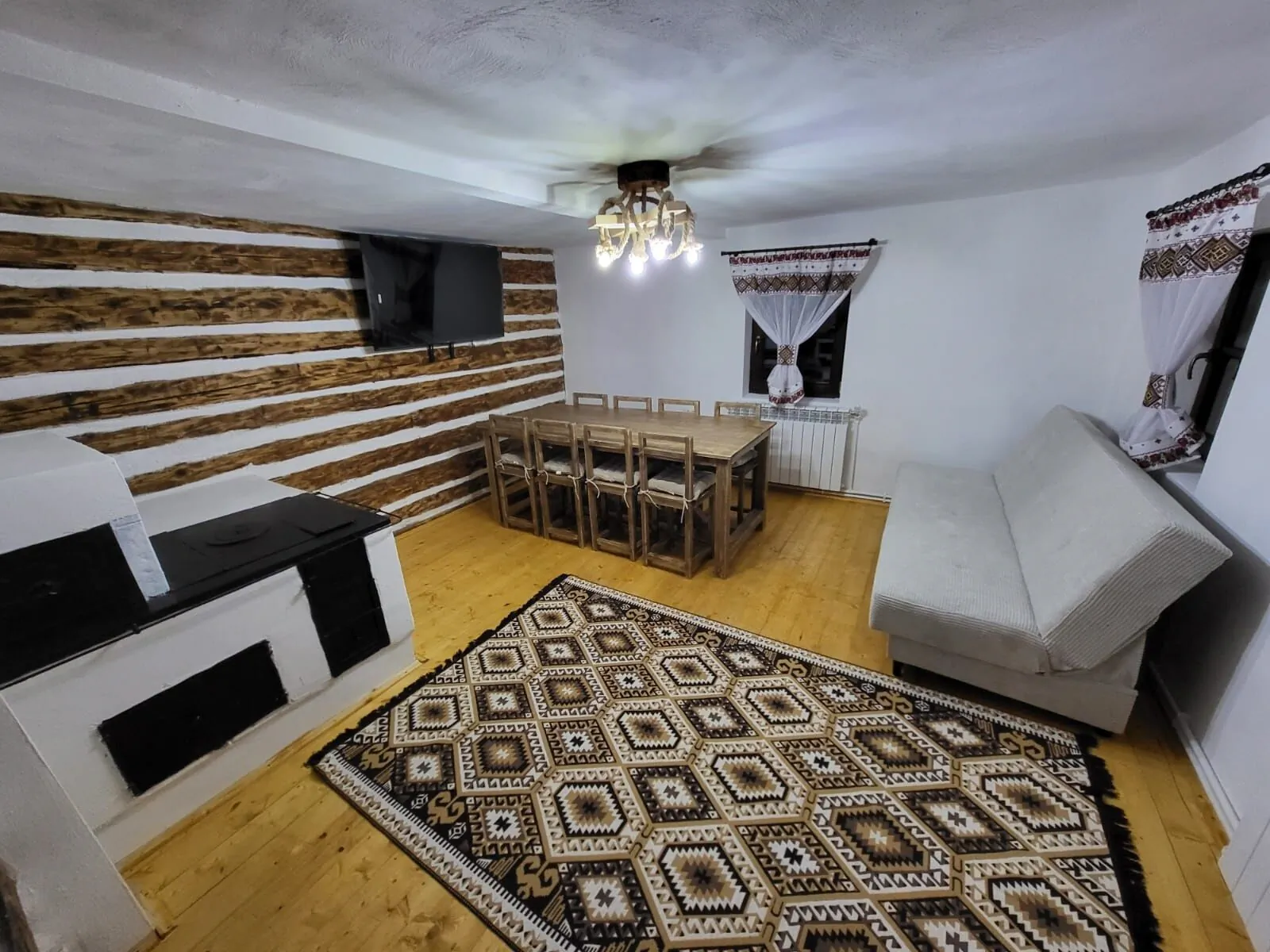Cerdacul cu Amintiri Câmpulung Moldovenesc – Câmpulung Moldovenesc, România