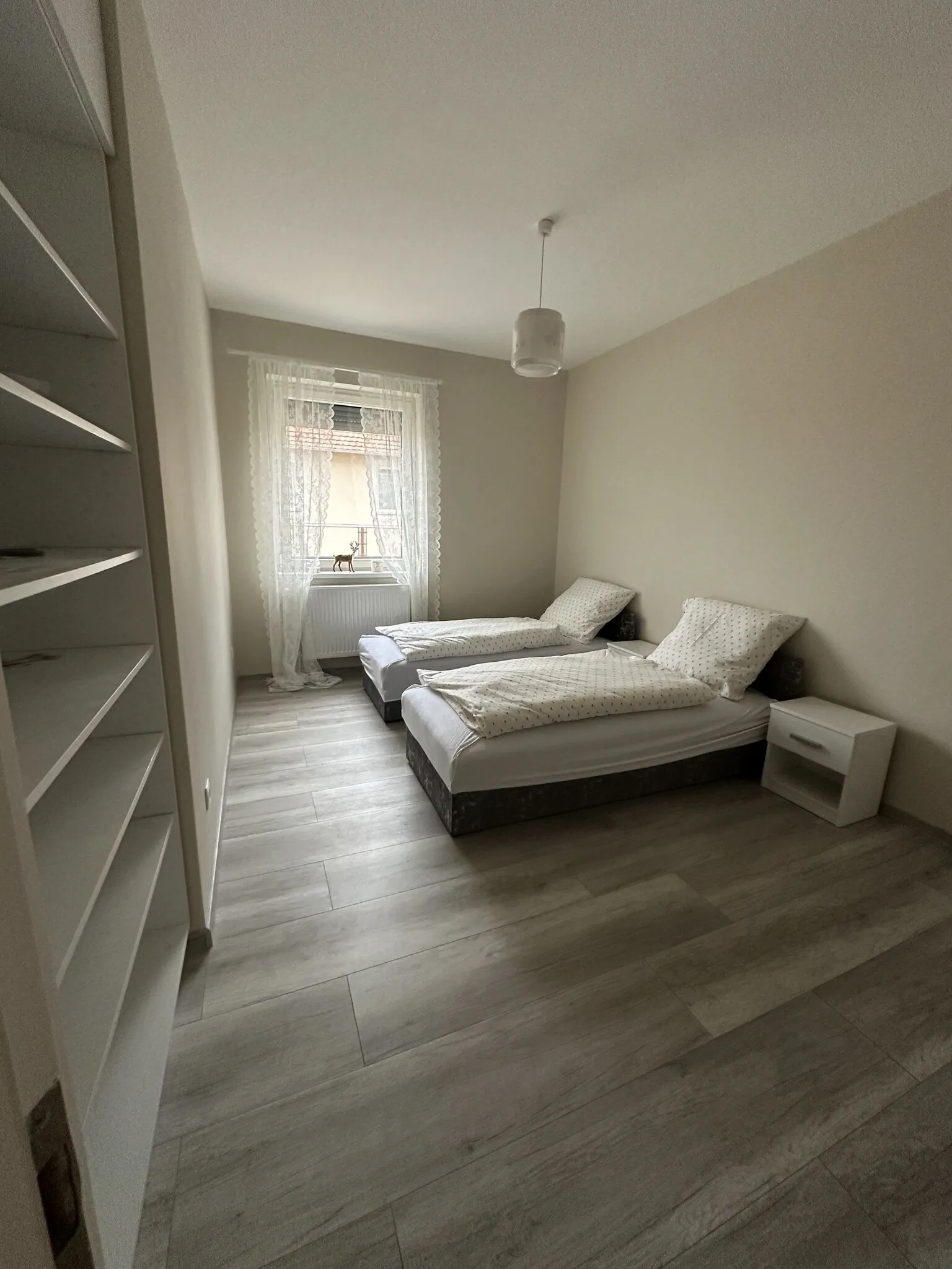 Panorámás Apartman Dunaszentmiklós – Dunaszentmiklós, Ungaria