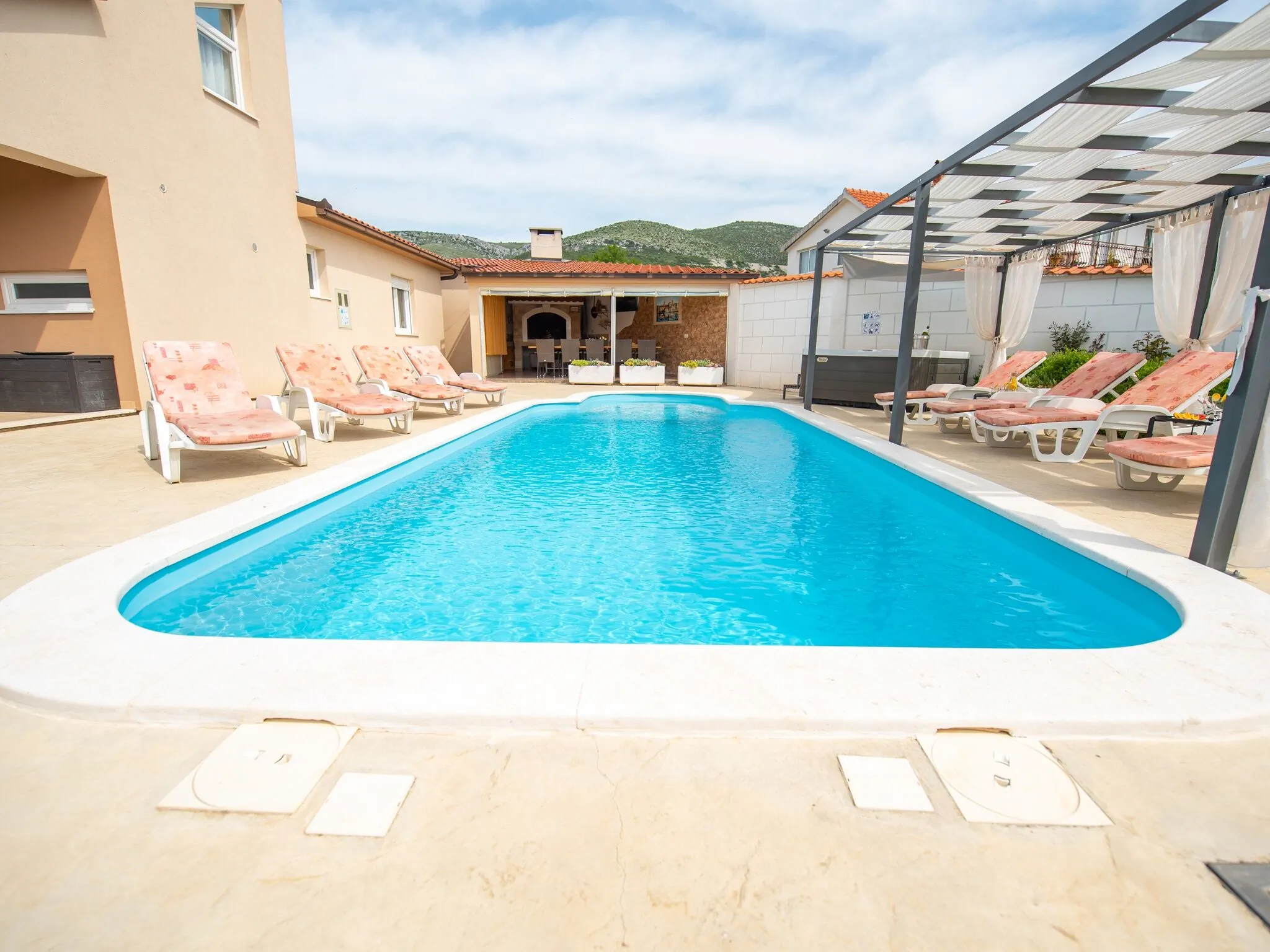 Holiday Home near Trogir Plano – Plano, Croația