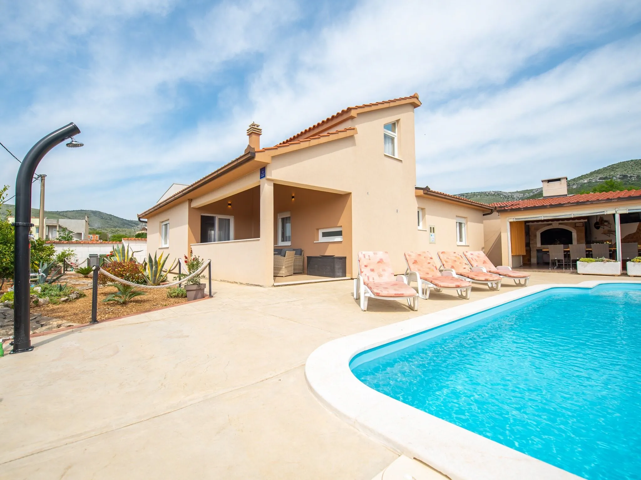 Holiday Home near Trogir Plano – Plano, Croația