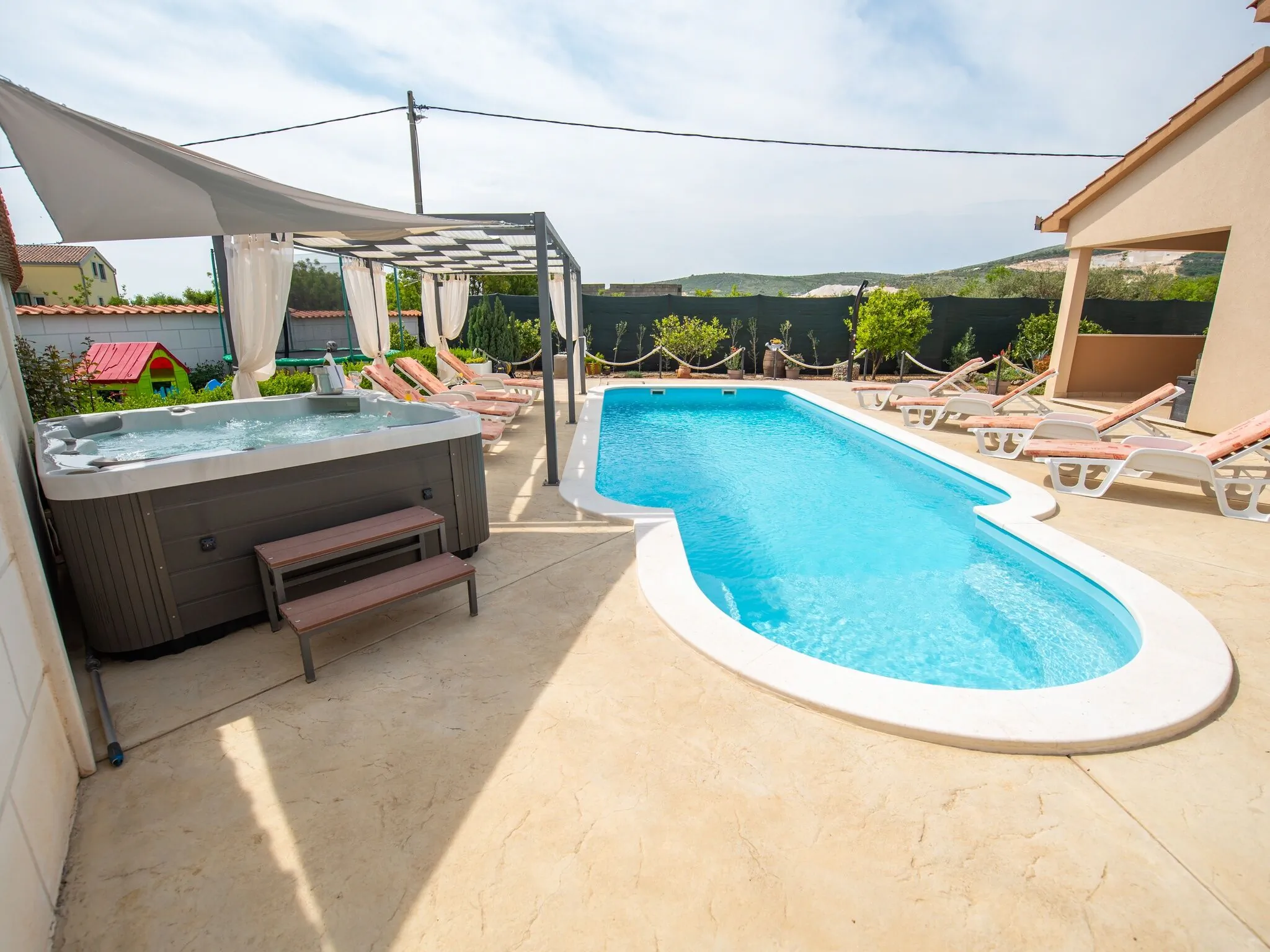 Holiday Home near Trogir Plano – Plano, Croația