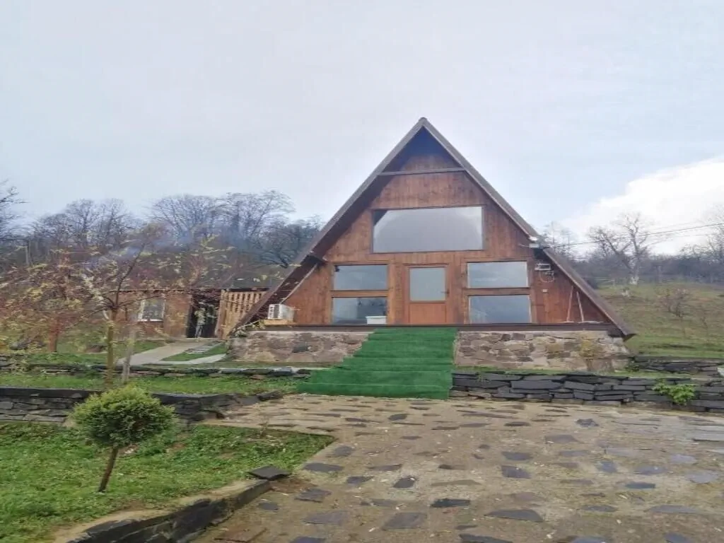 Căsuța de pe Vale Iapa - foto 5