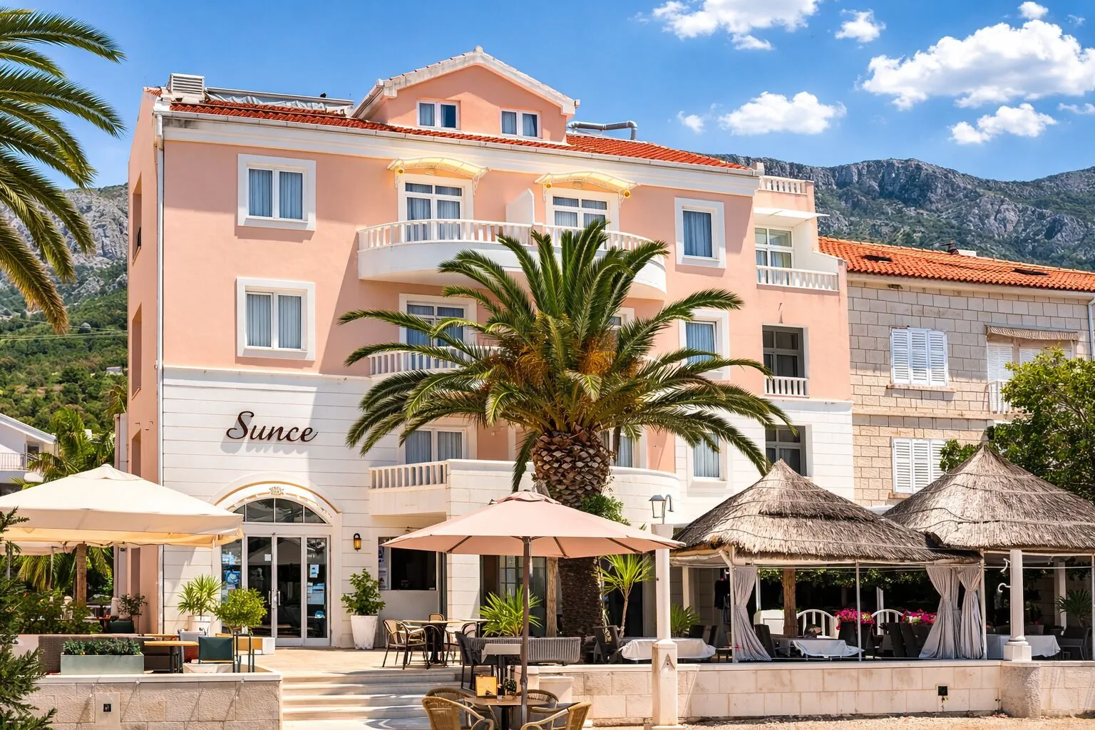 Apartments Riva Beachfront No.1 Podgora - foto 1