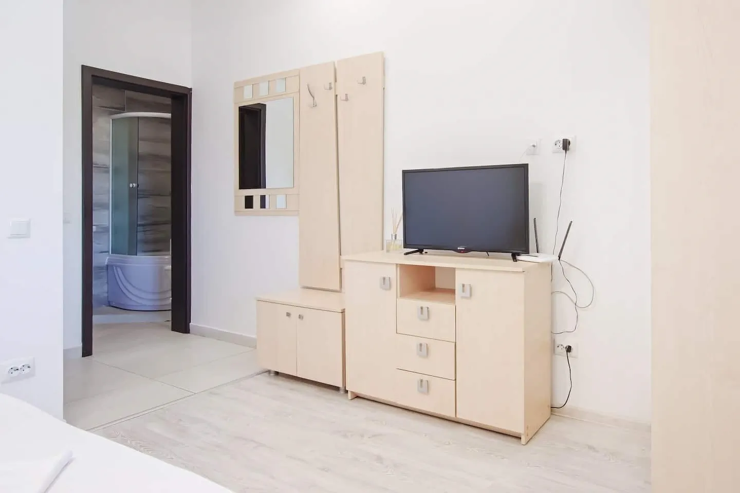 Apartament CLOUD No. 10 / city center Iași - foto 3