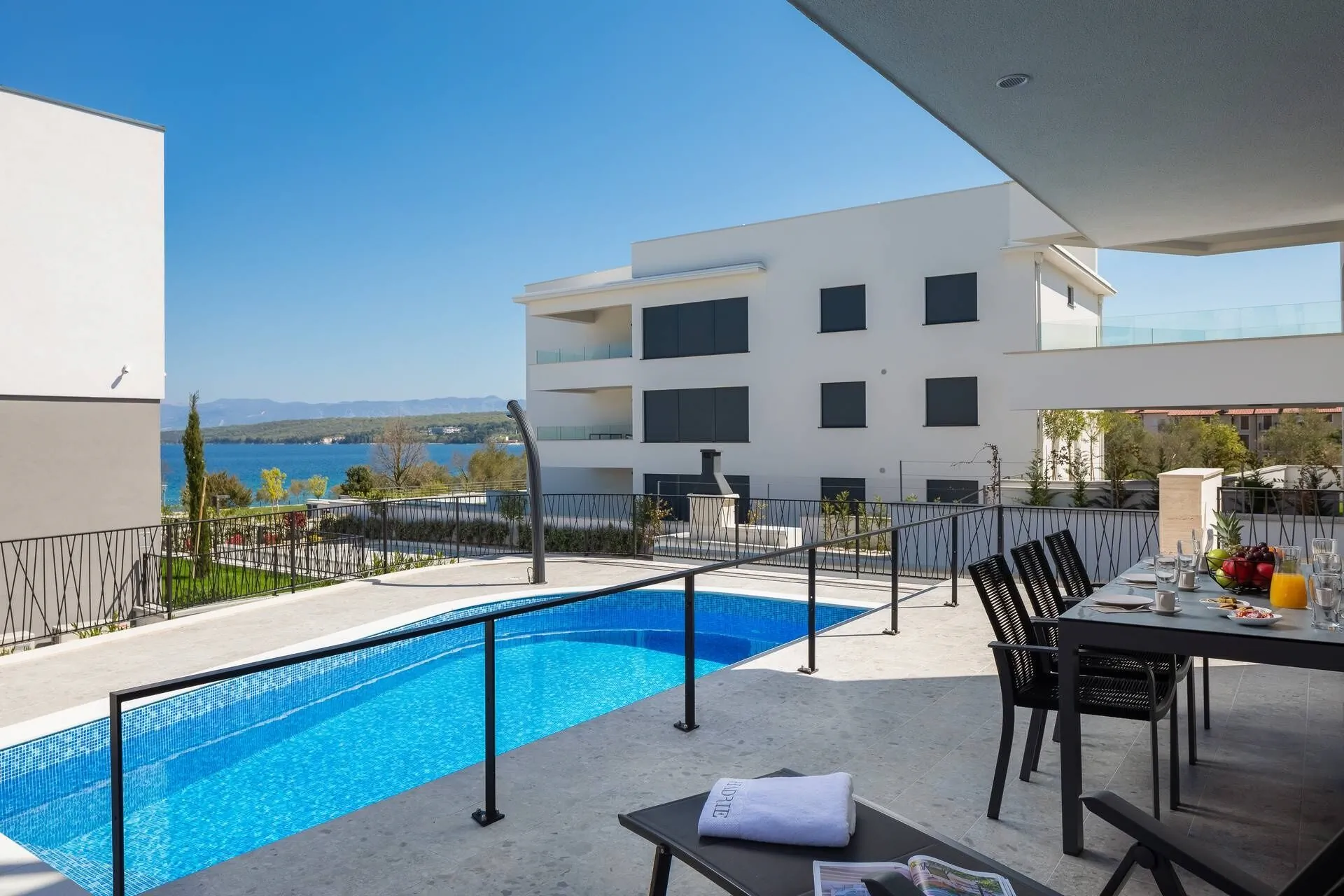 Villa Rova – Premium Apartment Malinska – Malinska, Croația