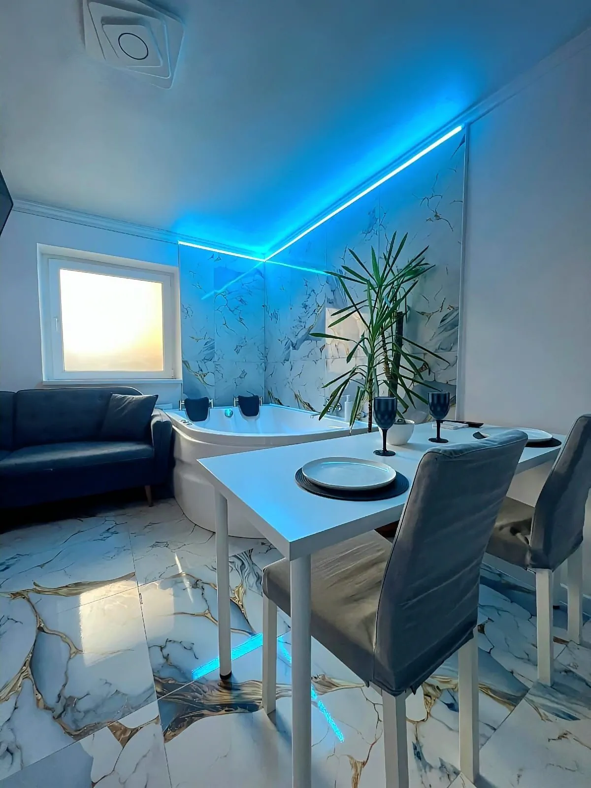 Luxor - Jacuzzi Apartments Sibiu - foto 4