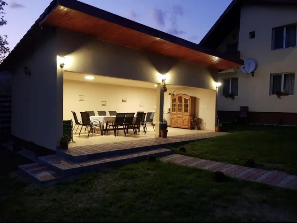 Casa de vacanță Tata și Fiul Orșova – Orşova, România