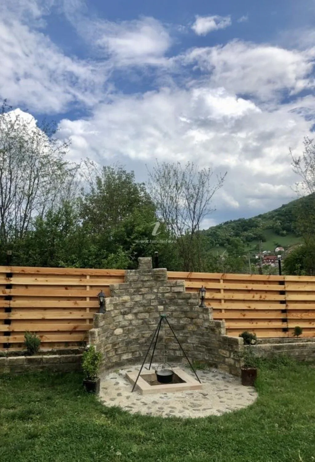 Casa de vacanță Tata și Fiul Orșova – Orşova, România