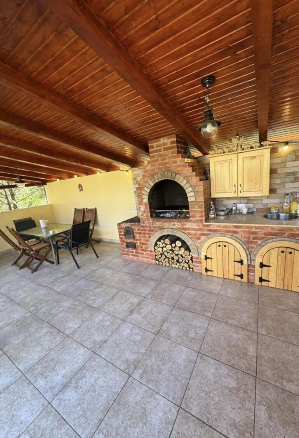 Casa de vacanță Tata și Fiul Orșova – Orşova, România