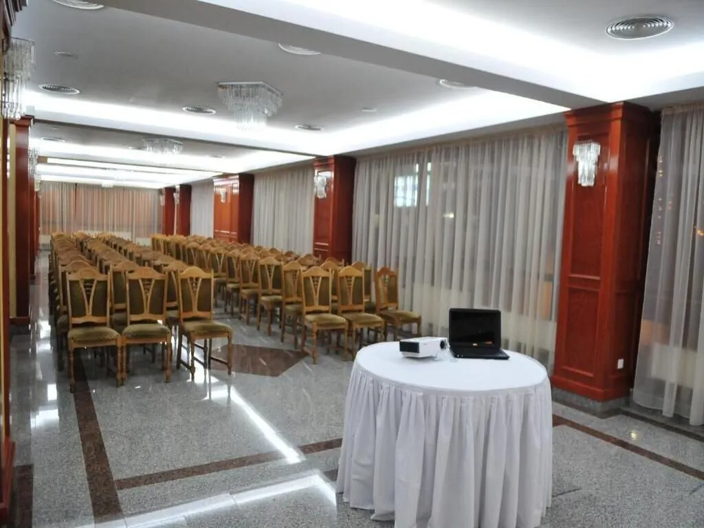 Hotel Emma Est Craiova - foto 4