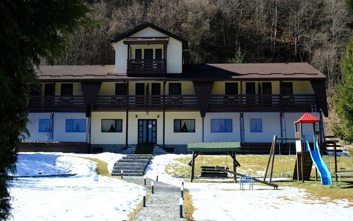 Pensiunea Nad Inn Sătic - foto 1