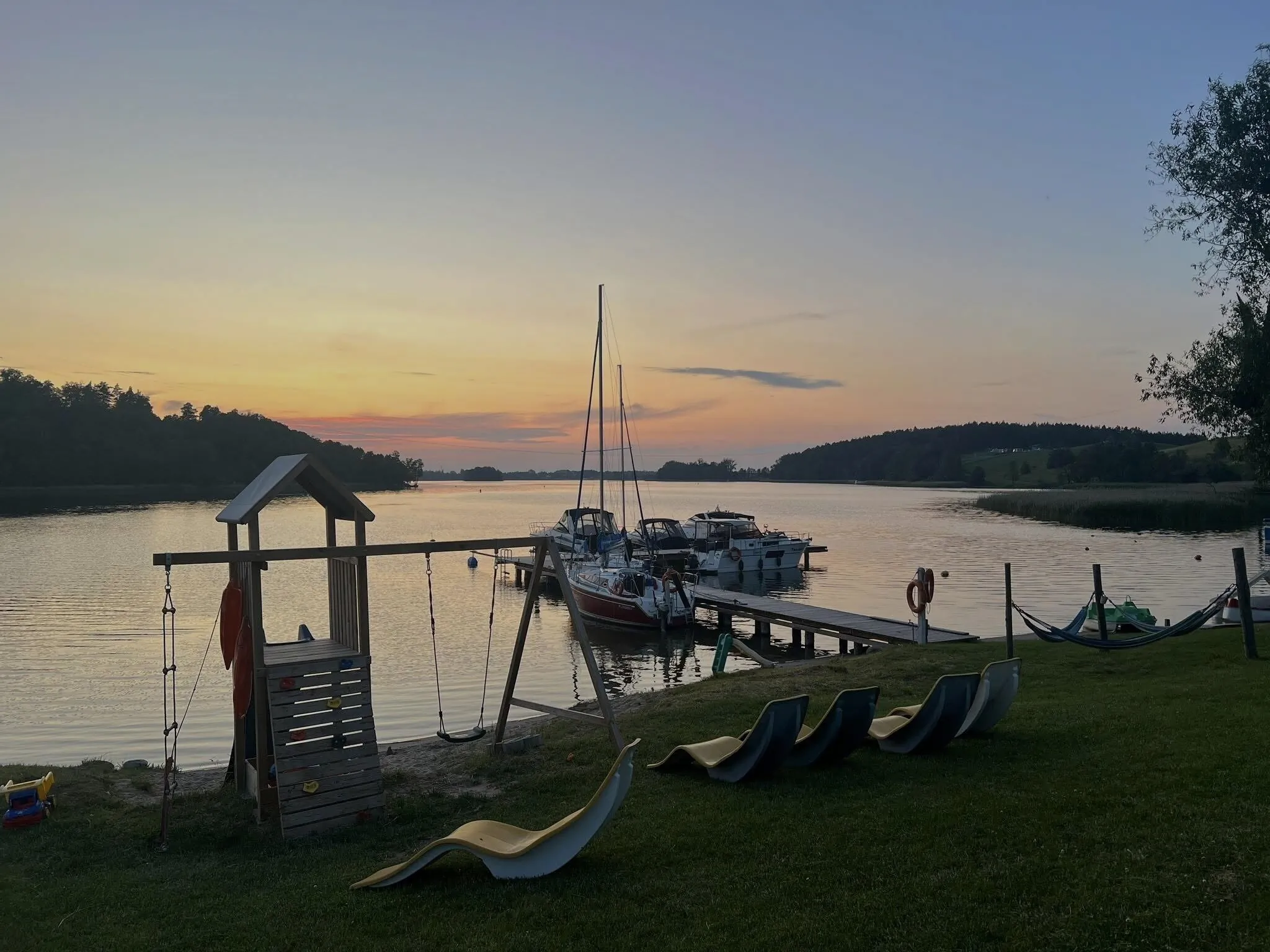 Pokoje Kalinowe Wzgórze Mikołajki – Mikołajki, Polonia
