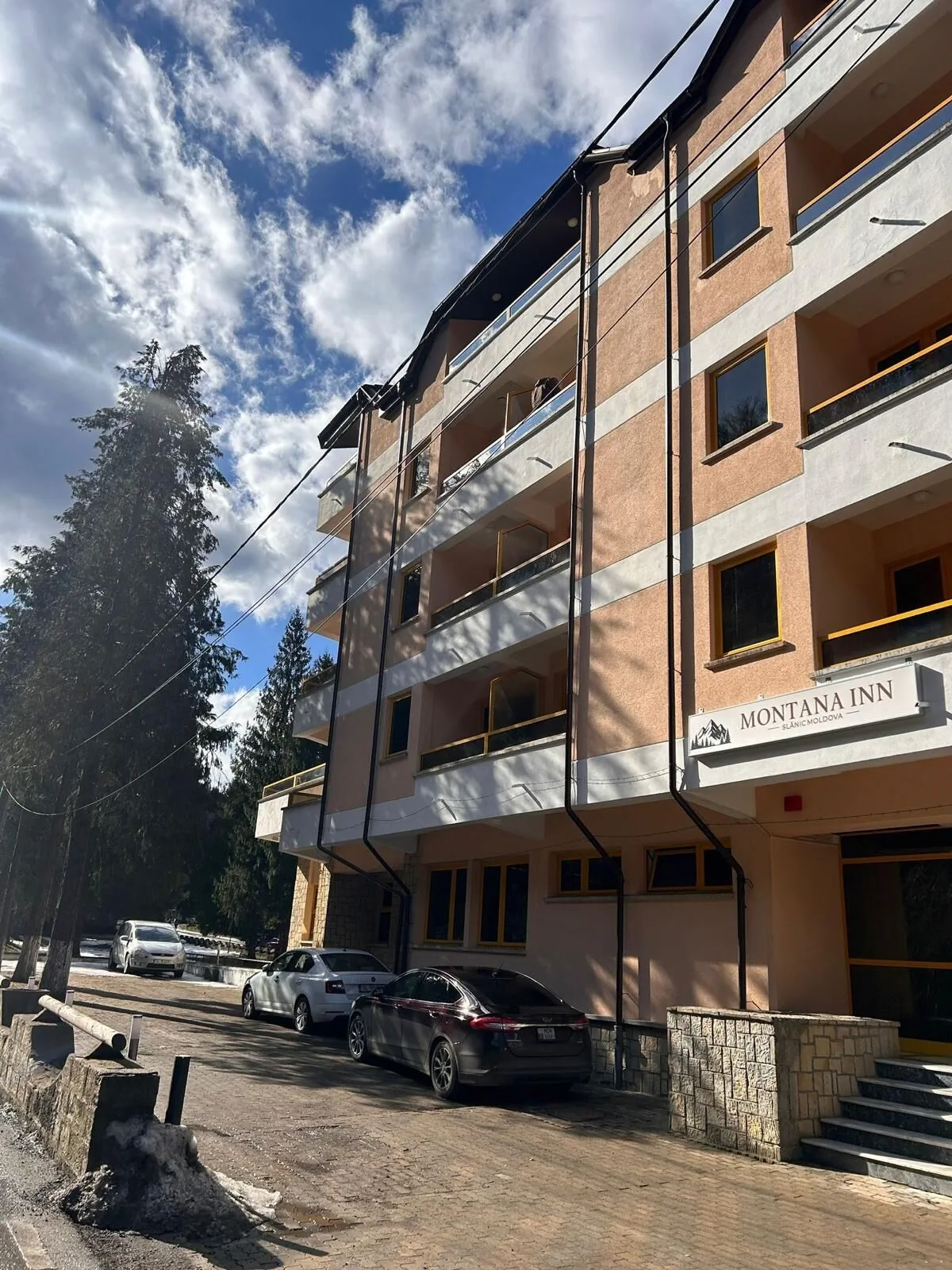 Hotel Montana Inn Slănic-Moldova – Slănic-Moldova, România