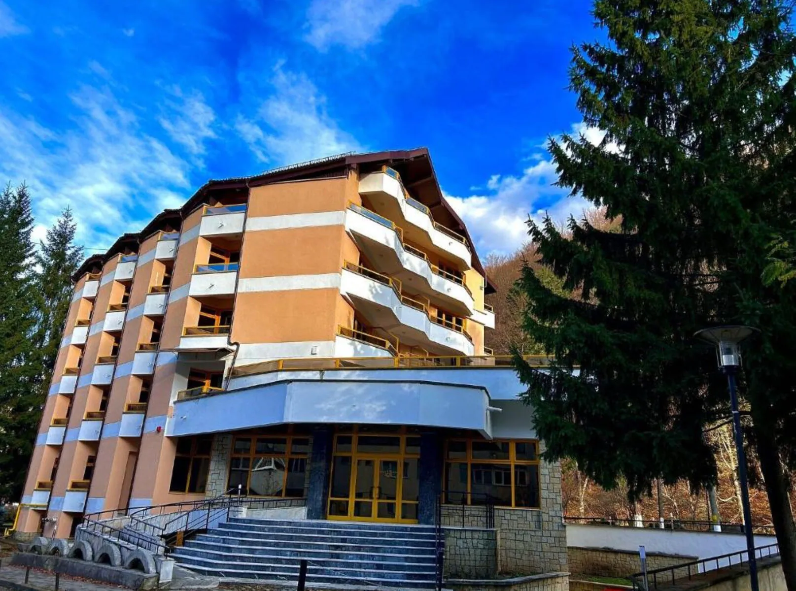 Hotel Montana Inn Slănic-Moldova – Slănic-Moldova, România