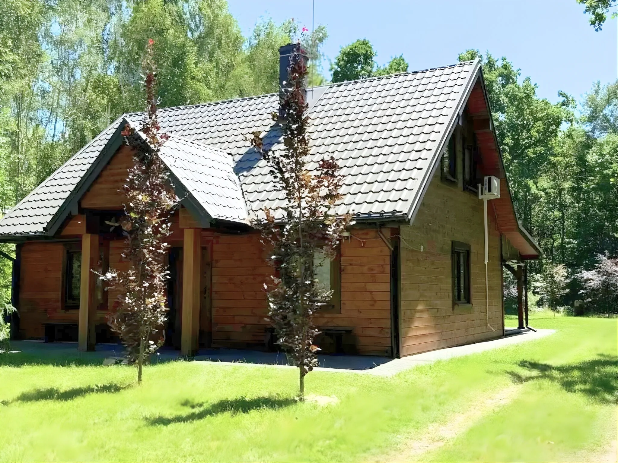 Z duszą i parą, dom z ogrodem i sauną na wyłączność, obok Poleskiego Parku Narodowego – Dębowiec, Polonia