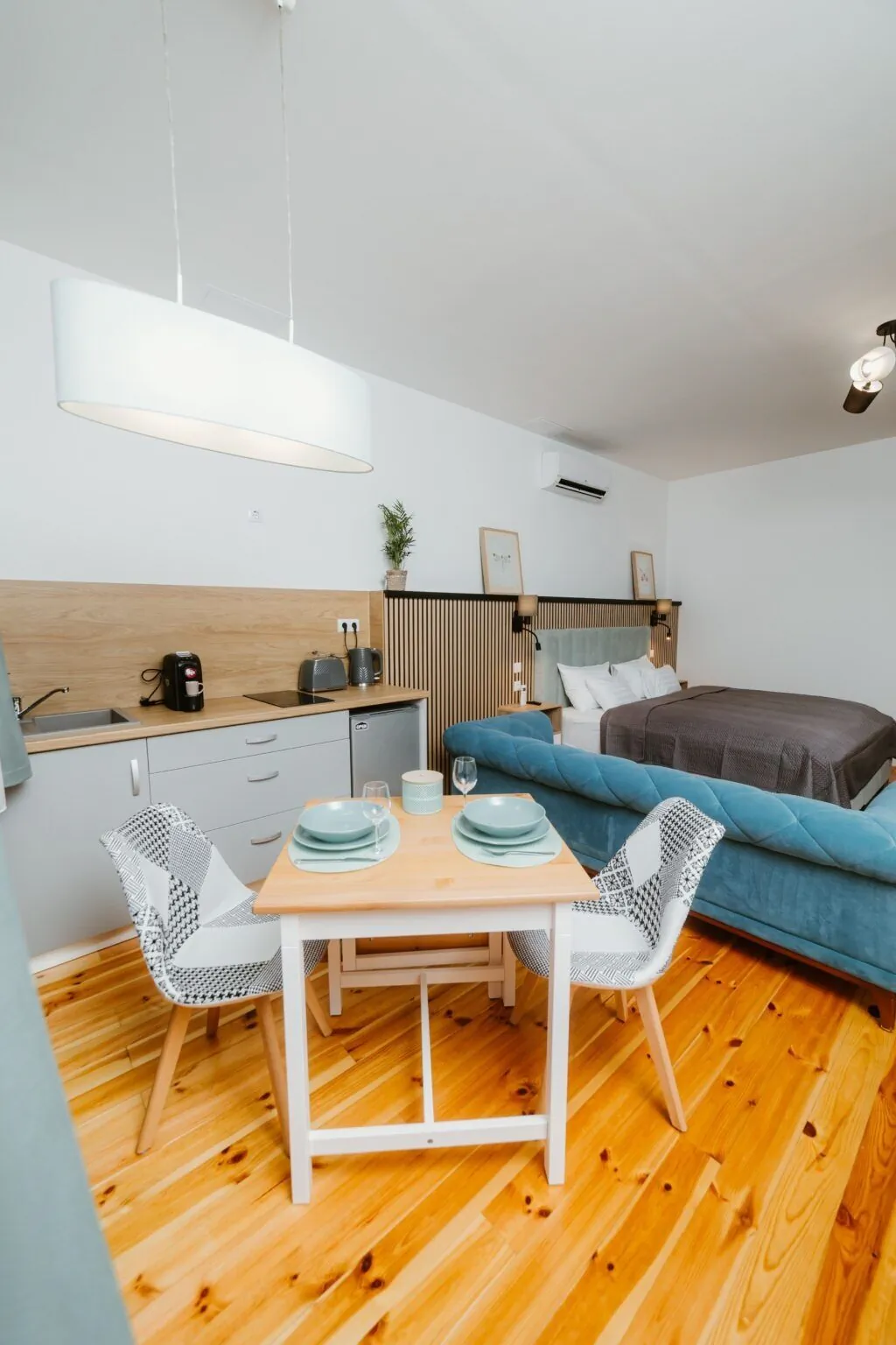 Ady54 Apartman Tata – Tata, Ungaria