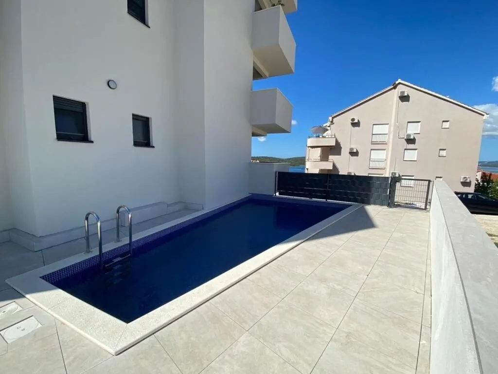 Ray Holiday Apartment Okrug Gornji – Okrug Gornji, Croația