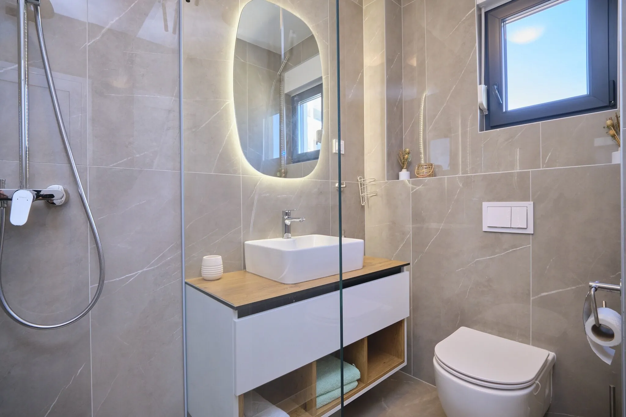 Ray Holiday Apartment Okrug Gornji – Okrug Gornji, Croația