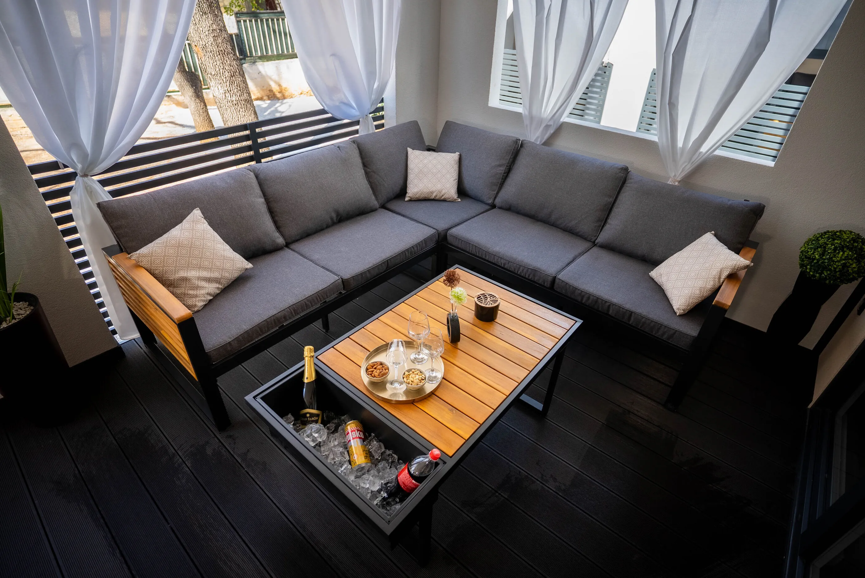 Mobile home TaMaris with jacuzzi Vodice – Vodice, Chorvatsko
