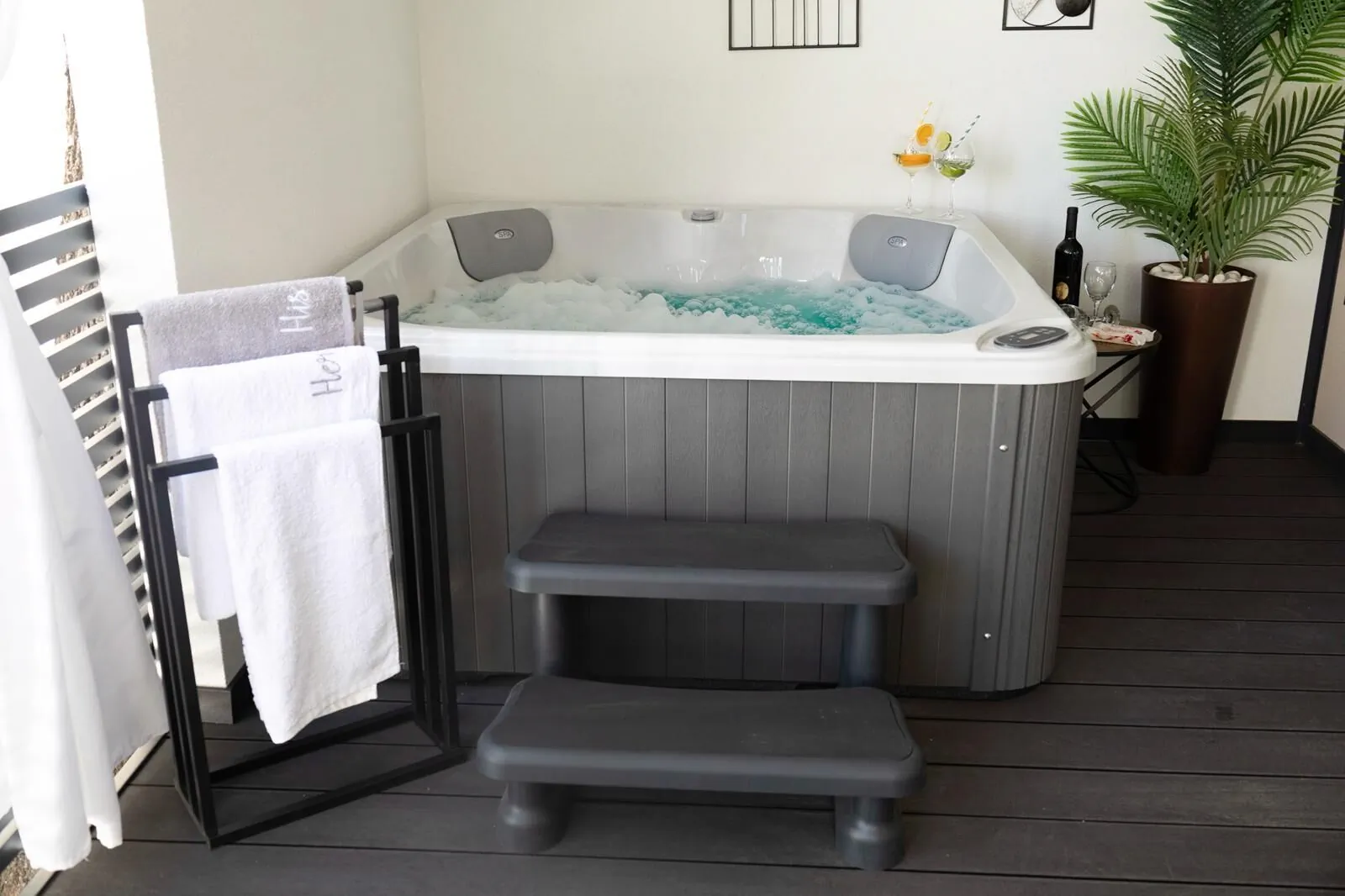 Mobile home TaMaris with jacuzzi Vodice – Vodice, Chorvatsko