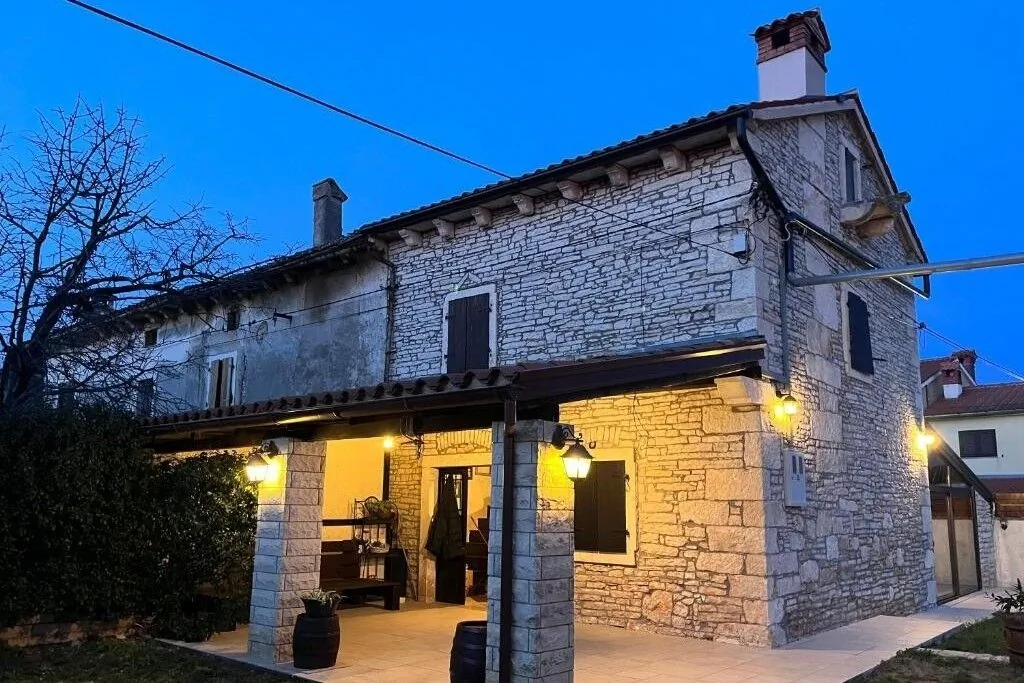 Holiday Home With Hot Tub Belavići, Marčana - 24884 Belavići – Belavići, Croația