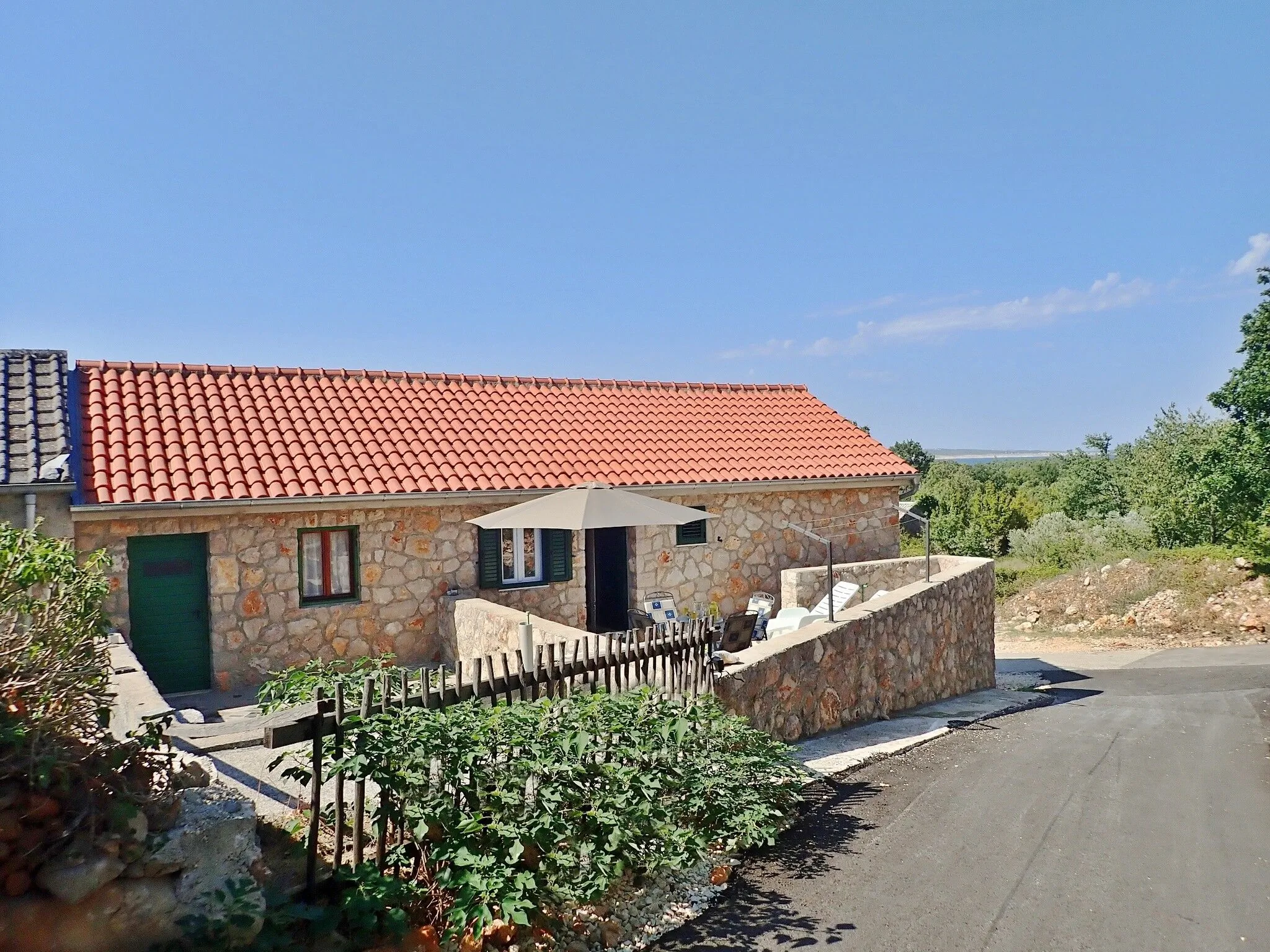 Apartments With Parking Space Seline, Paklenica - 25372 Seline - foto 1