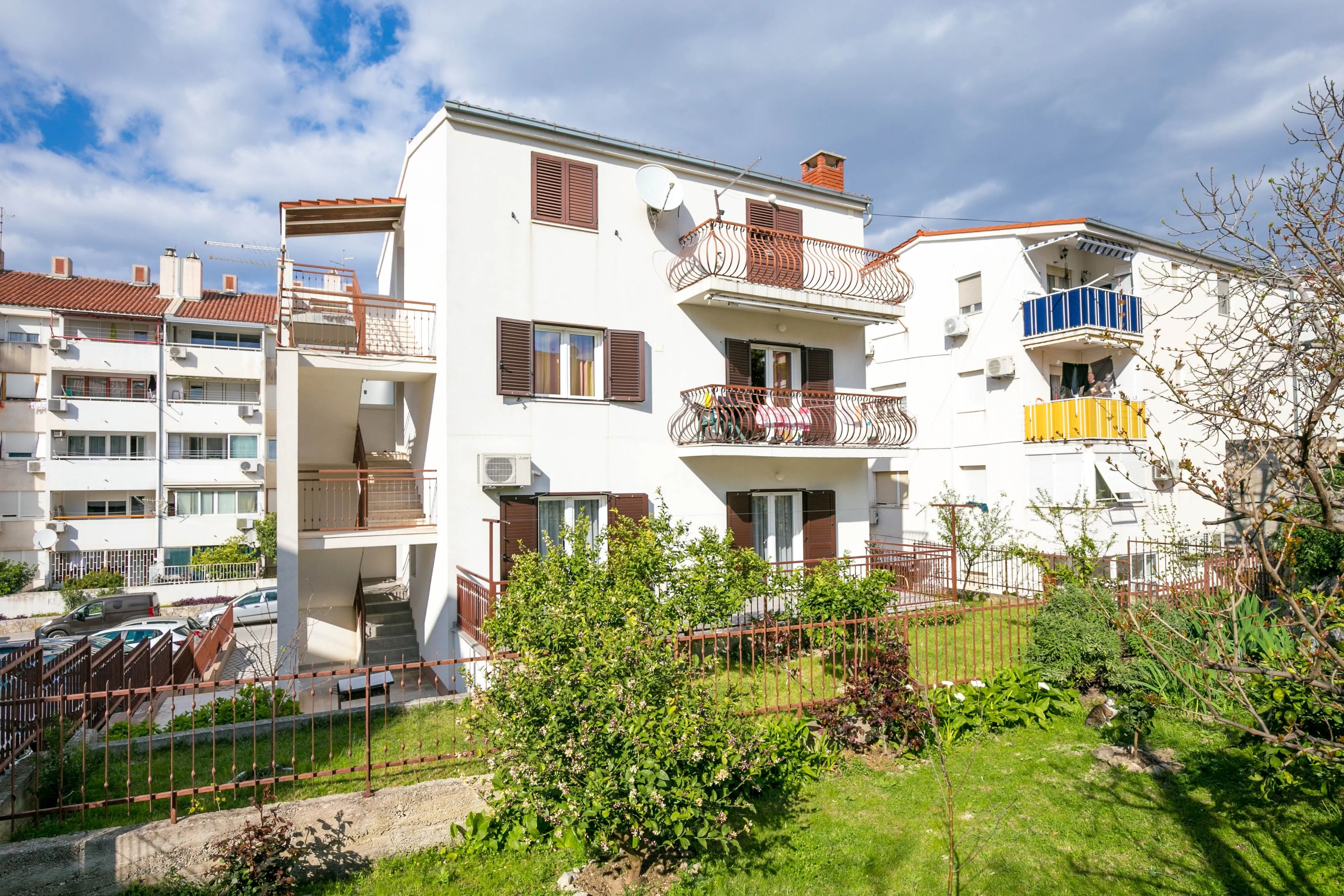 Apartments With Parking Space Solin, Split - 25393 Solin - foto 2
