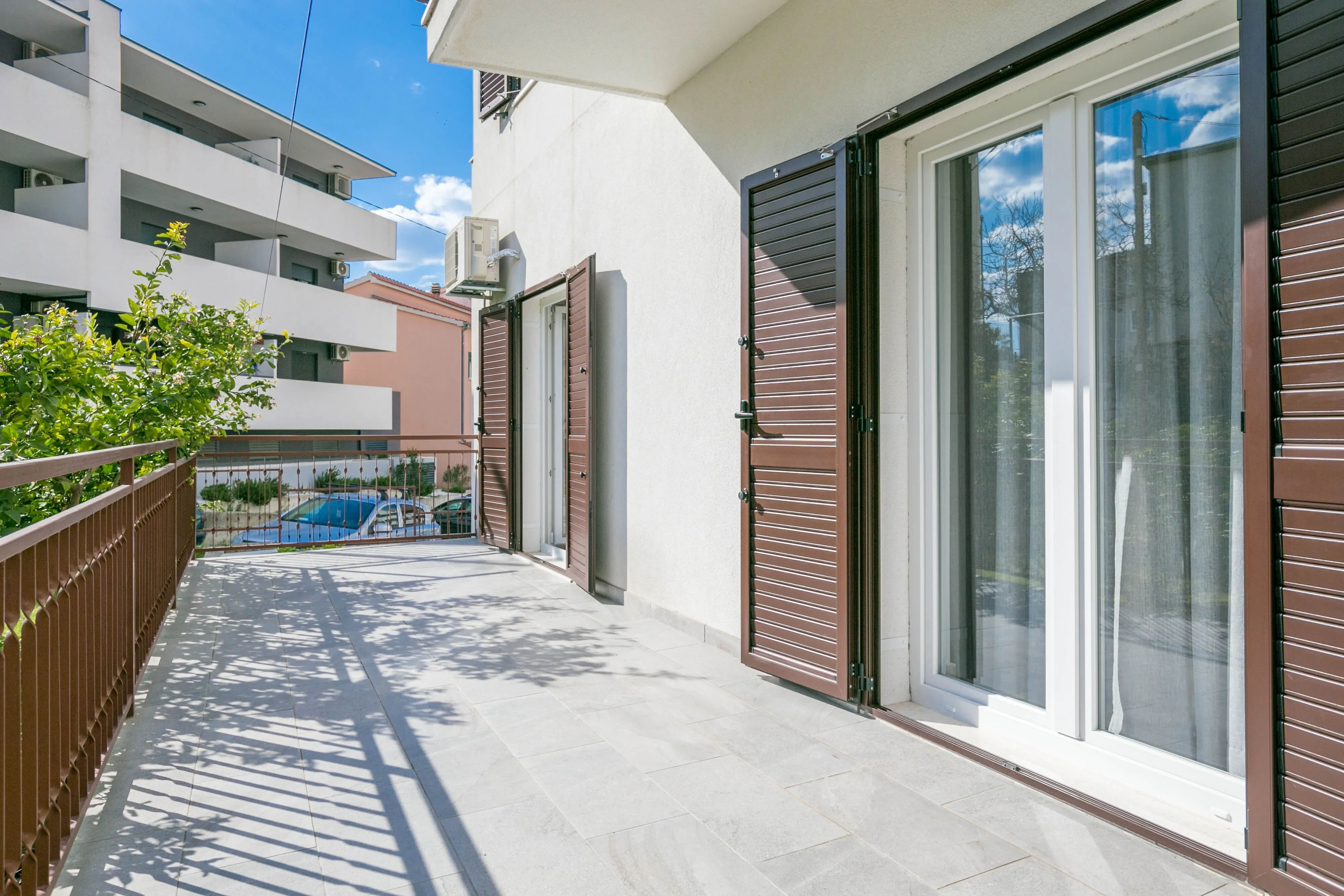 Apartments With Parking Space Solin, Split - 25393 Solin - foto 1