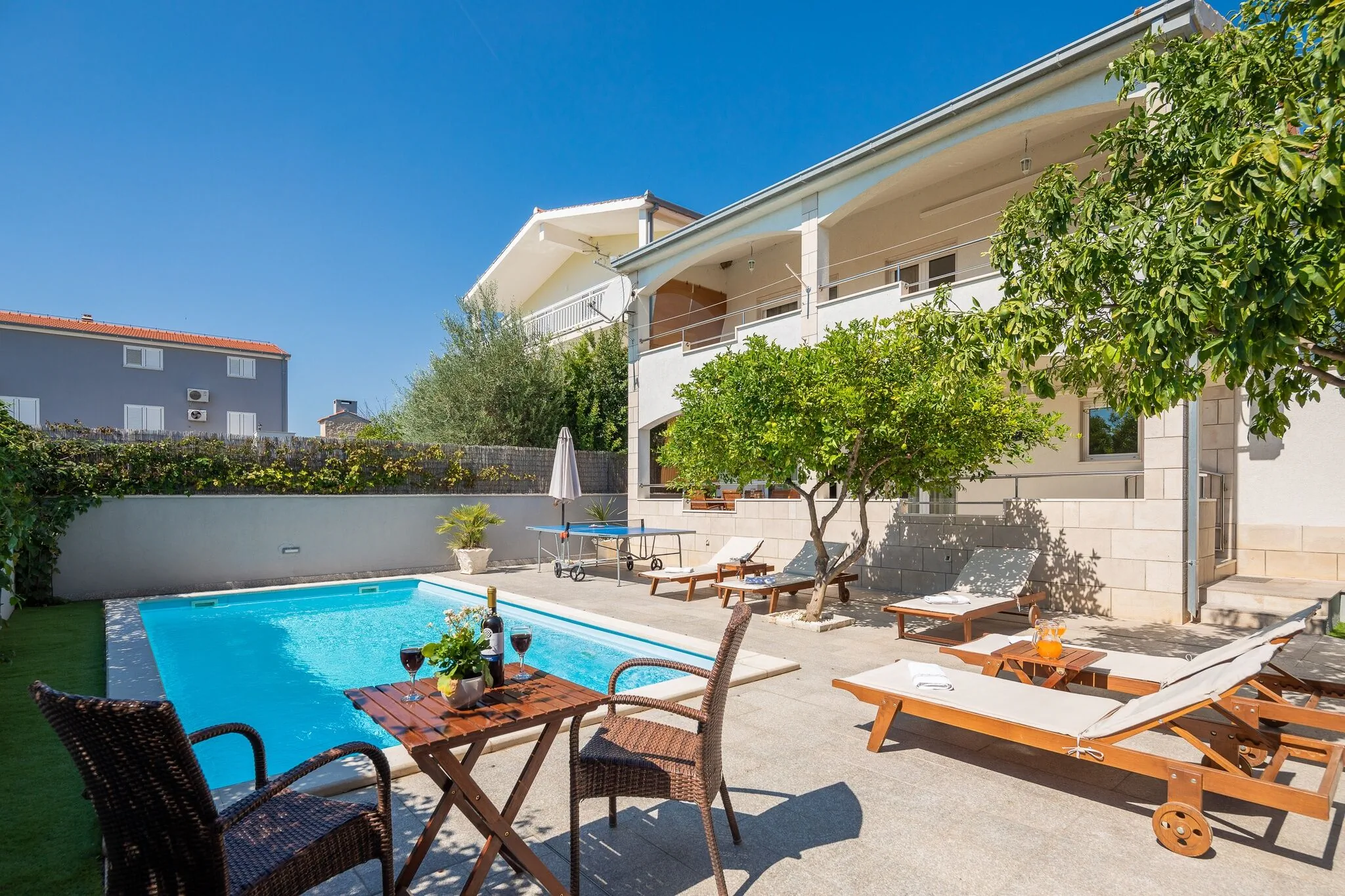 Sunshine Holiday Home Kaštel Novi – Kaštel Novi, Croația