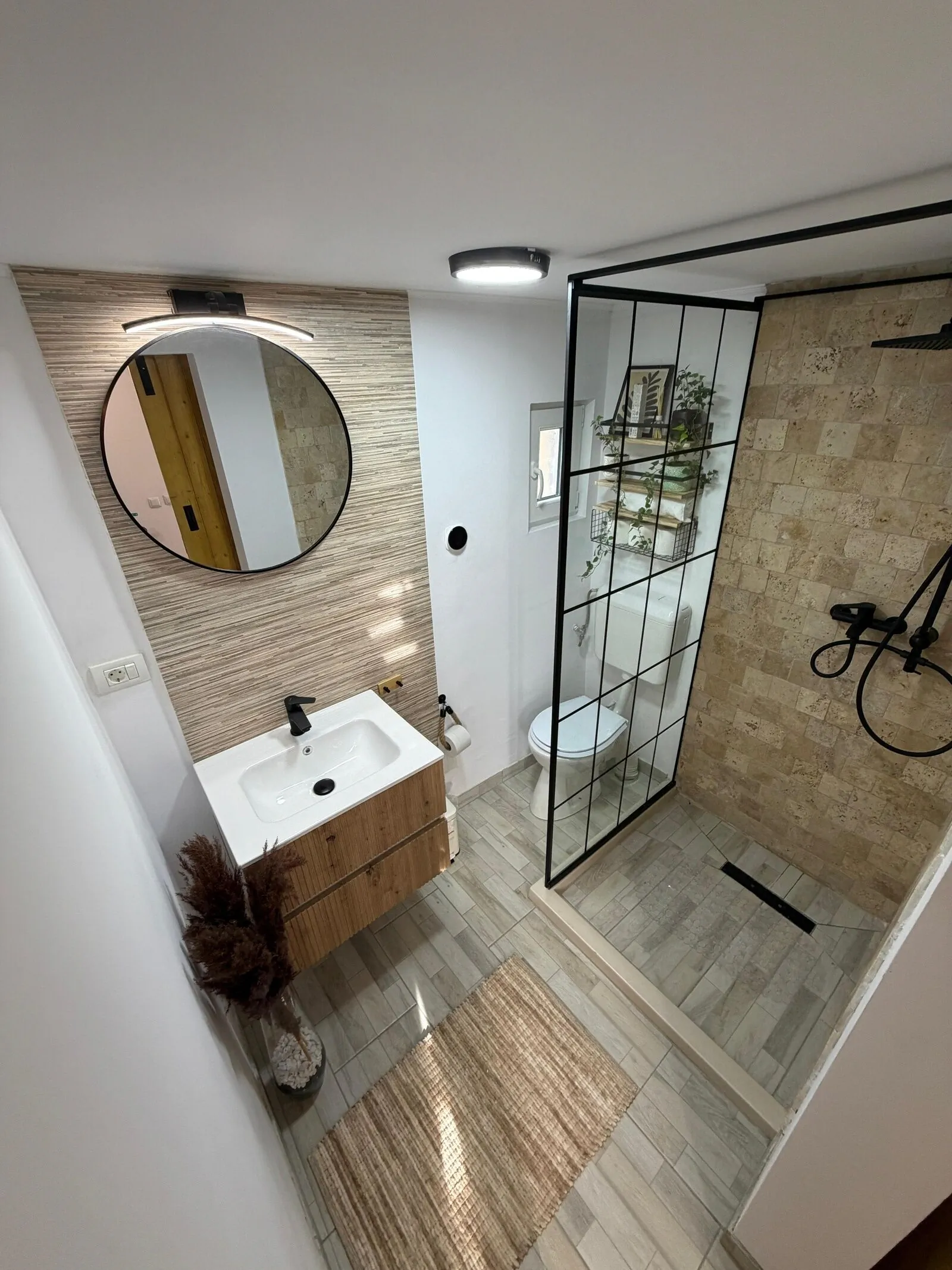 Escape Tiny Cabin Lereşti   – Lereşti, Rumunia