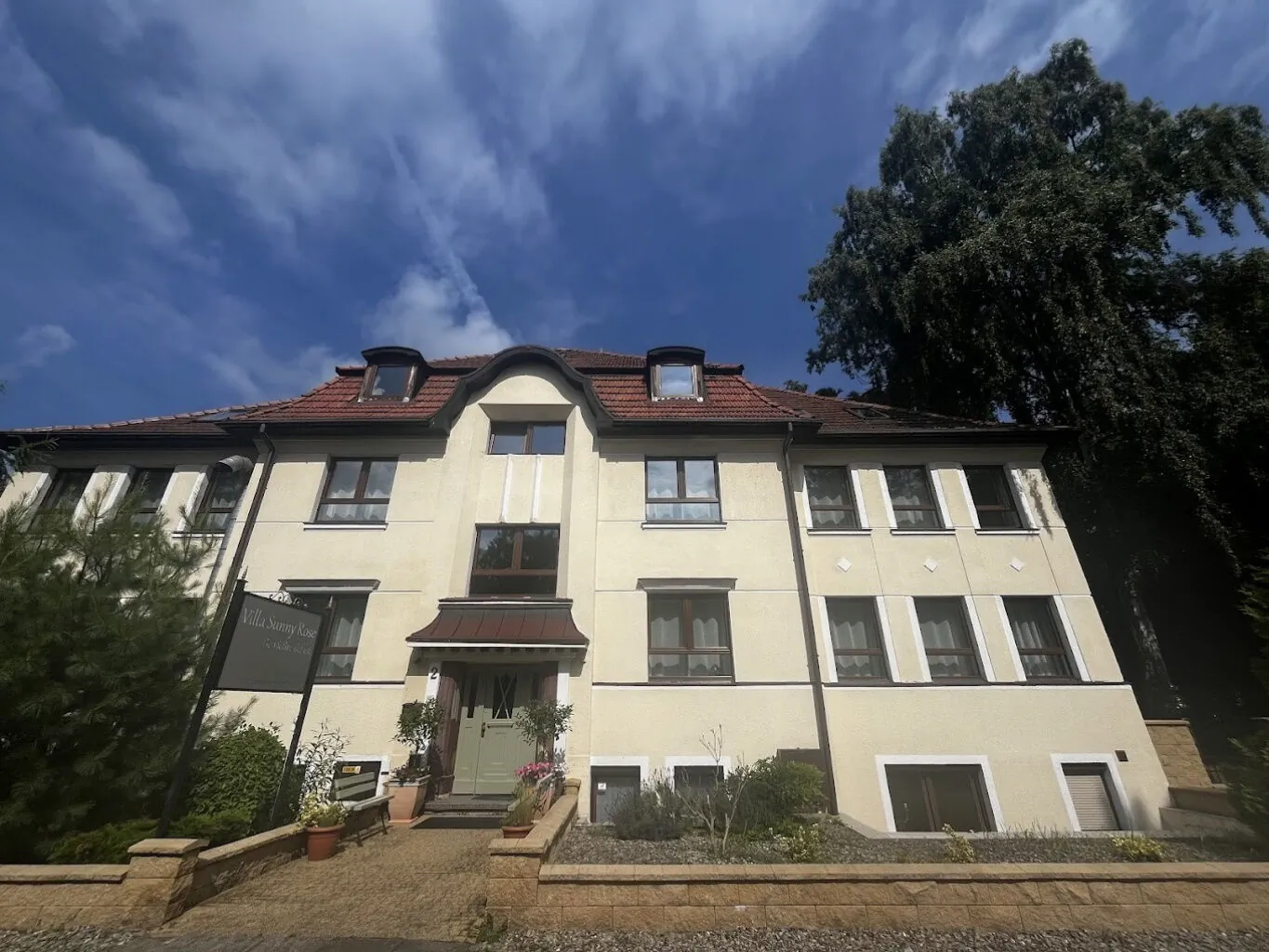 VILLA SUNNY ROSE Bed & Breakfast Świnoujście - foto 1