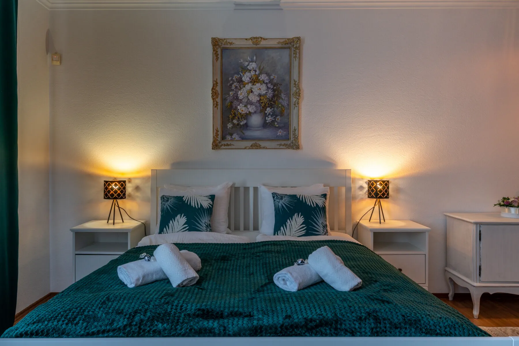 Romantic Studio with Secret Garden Budapest – Budapesta, Ungaria
