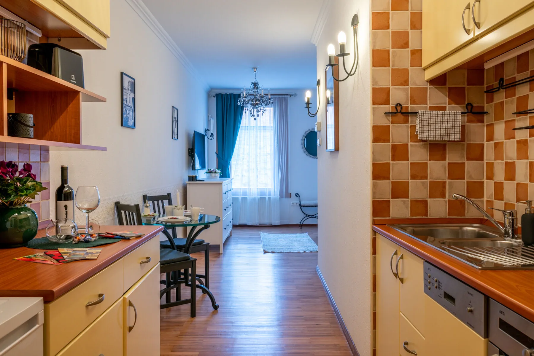 Romantic Studio with Secret Garden Budapest – Budapesta, Ungaria