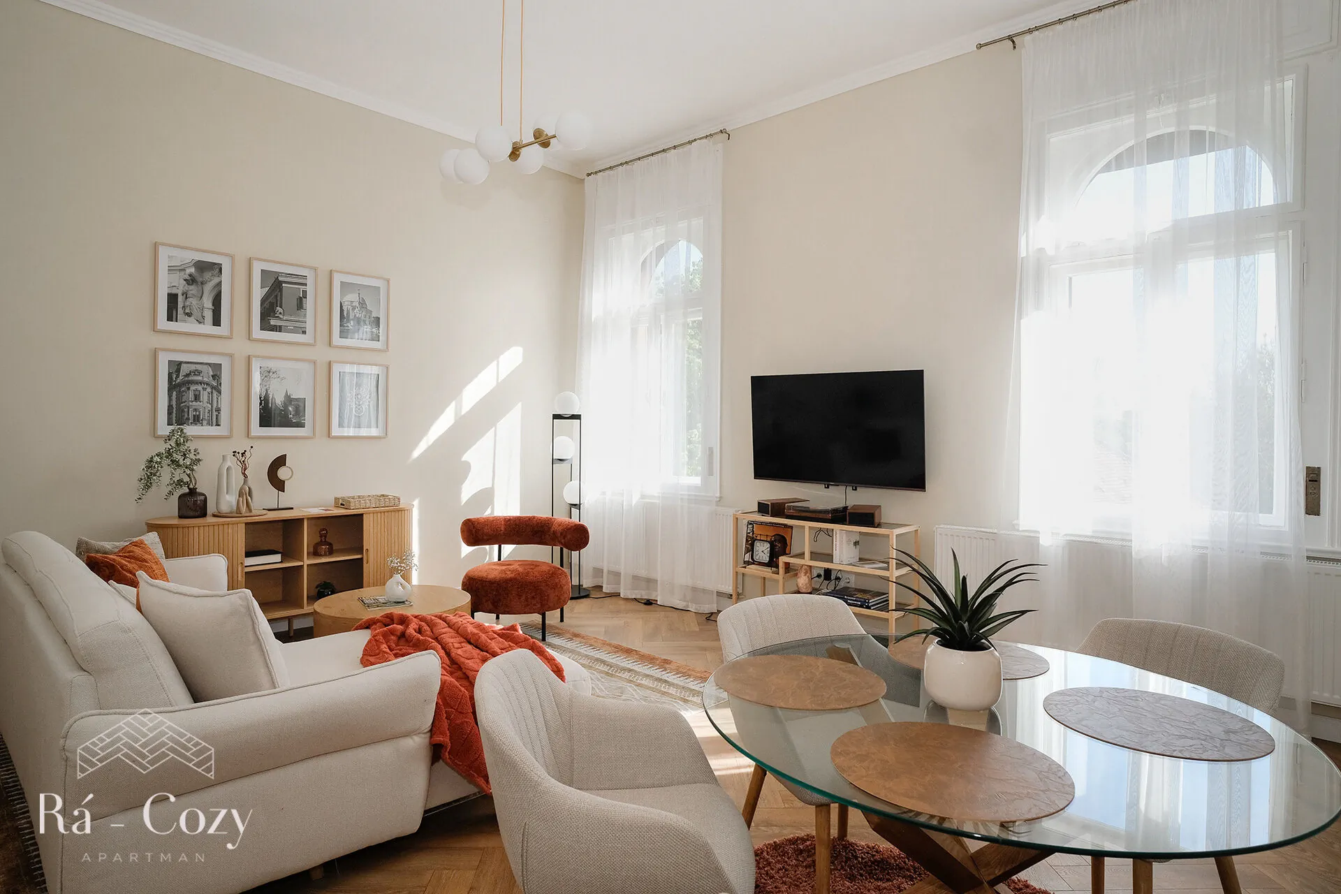 Rá-Cozy Apartman Pécs – Pécs, Ungaria
