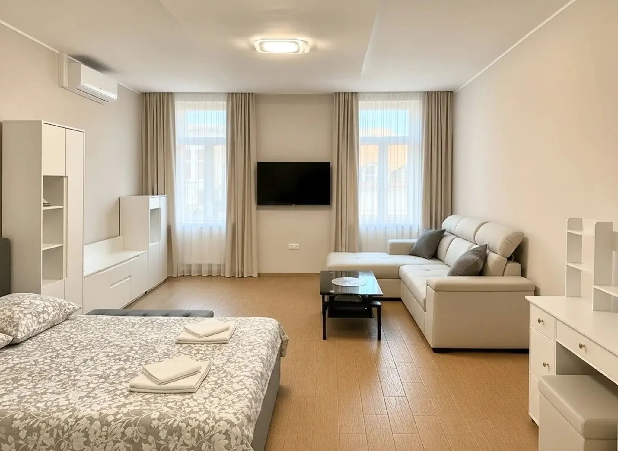 HoldLux City Keyless 0–24 Apartmanok Sárvár - foto 1